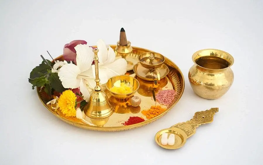 Vigrah Seva – Offer Your Prayers to Lord Krishna photo 1